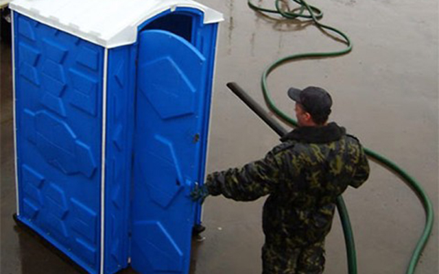 Обслуживание биотуалетов туалетных кабин и модульных туалетов в Подольске